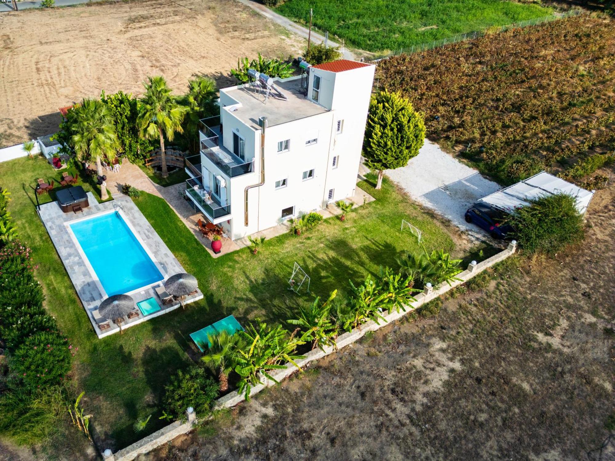 Martimi Apartments - 200M From Drapanias Beach - Pool - Hot Tub - Sauna - Bbq Kissamos Exterior photo