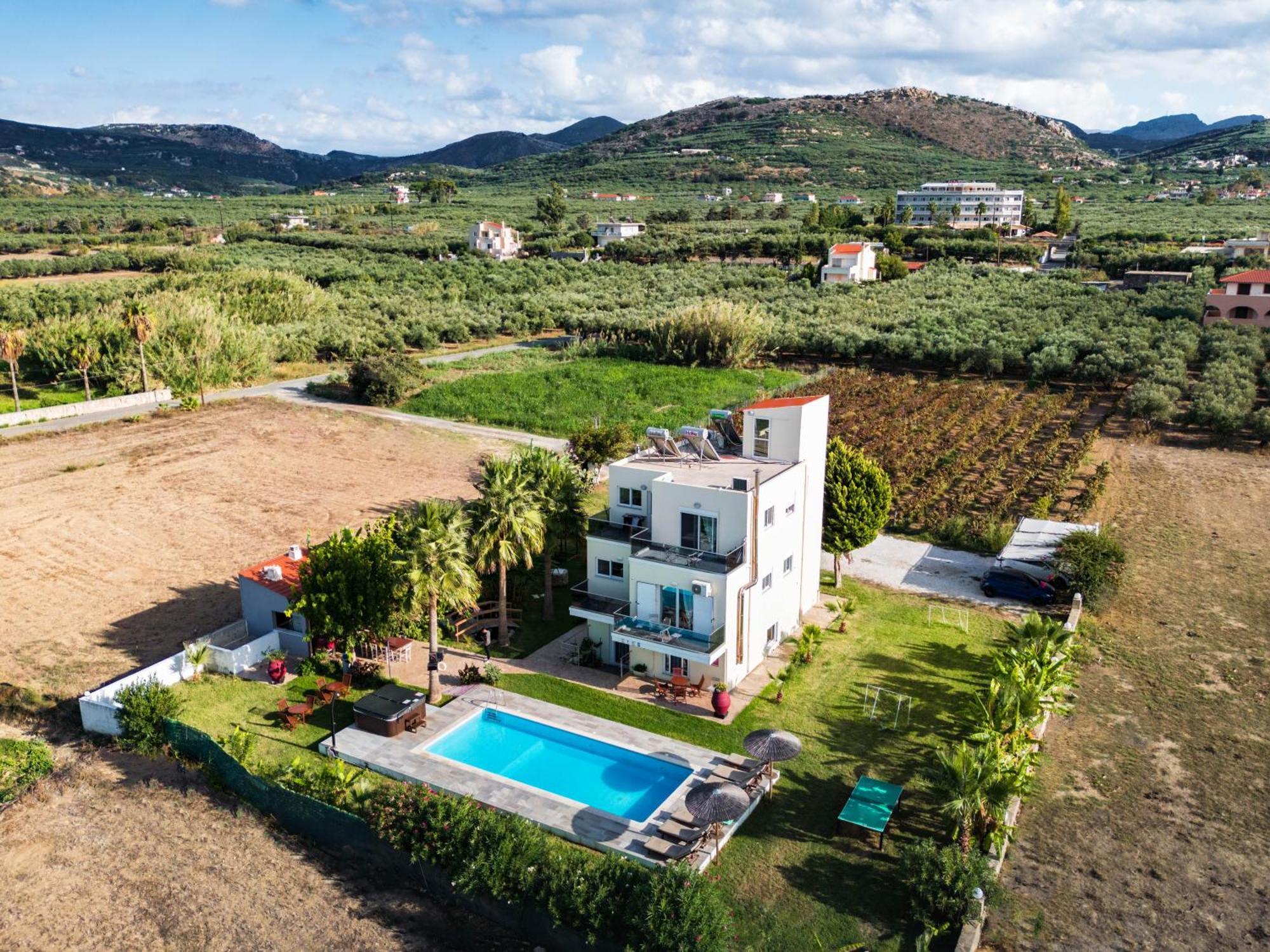Martimi Apartments - 200M From Drapanias Beach - Pool - Hot Tub - Sauna - Bbq Kissamos Exterior photo